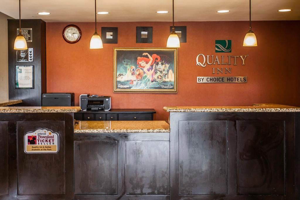 Quality & At The Park Hotel Anaheim